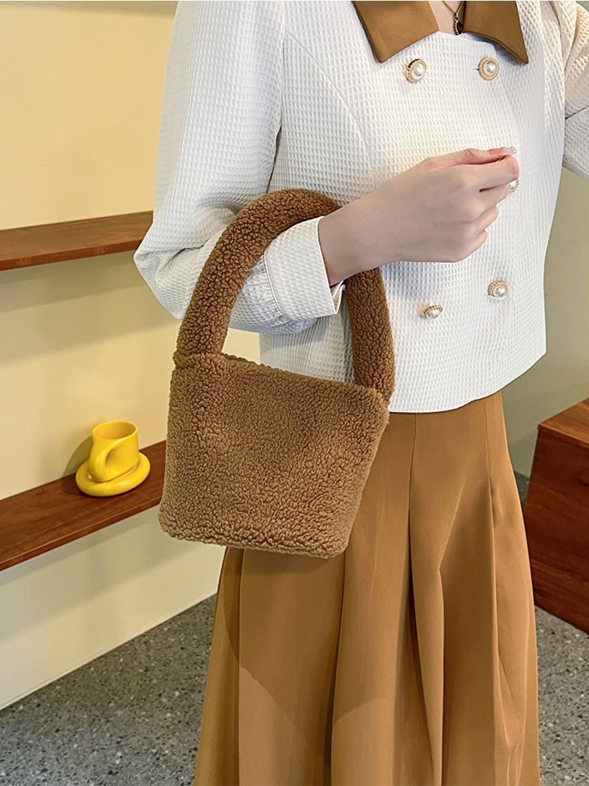 Minimalist Top Handle Fluffy Bucket Bag