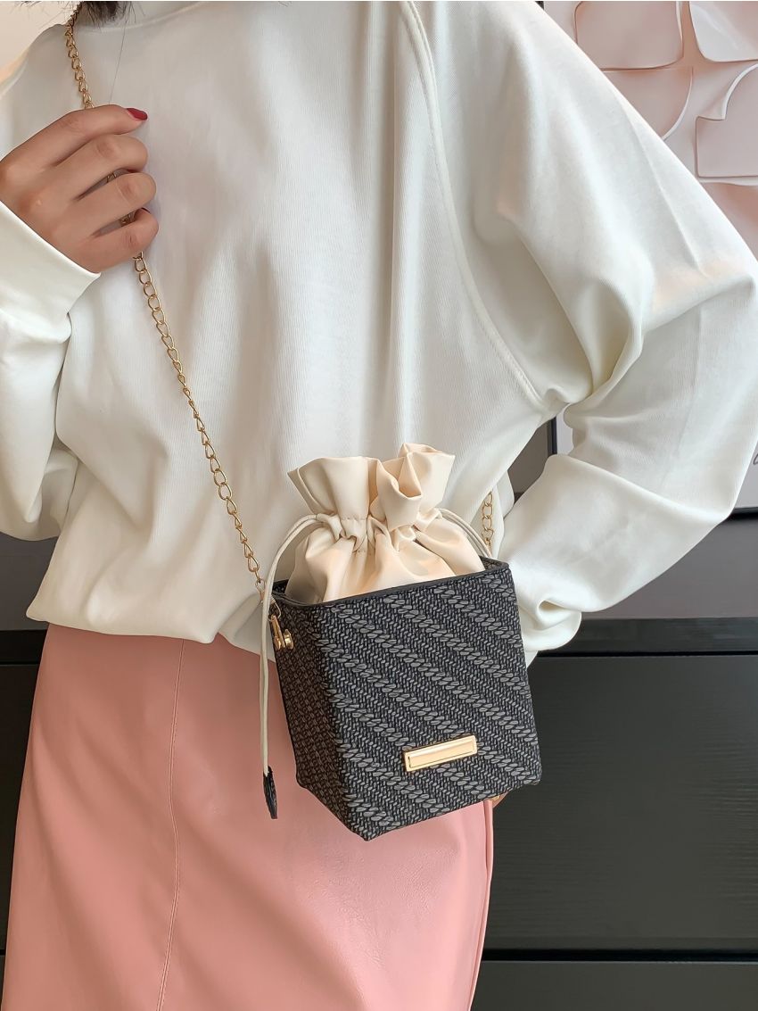 Mini Geometric Pattern Metal Decor Box Bag