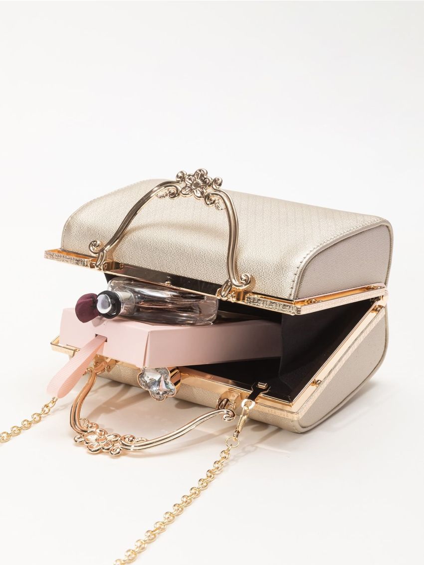 Mini Metallic Rhinestone Decor Chain Box Bag
