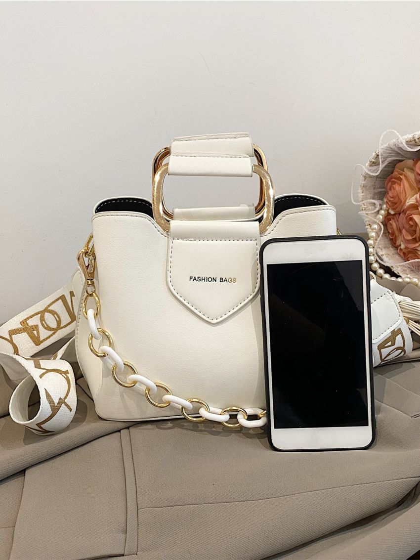 Mini Letter Graphic Chain Decor Square Bag