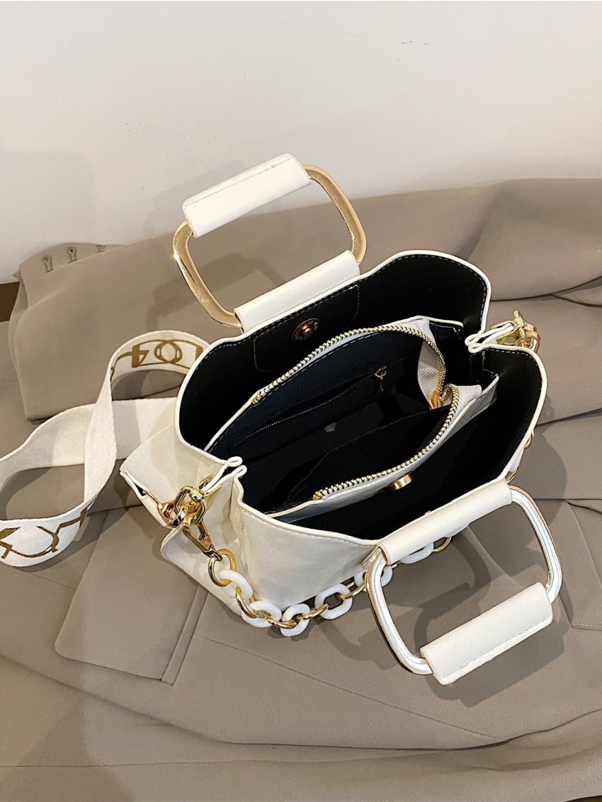 Mini Letter Graphic Chain Decor Square Bag