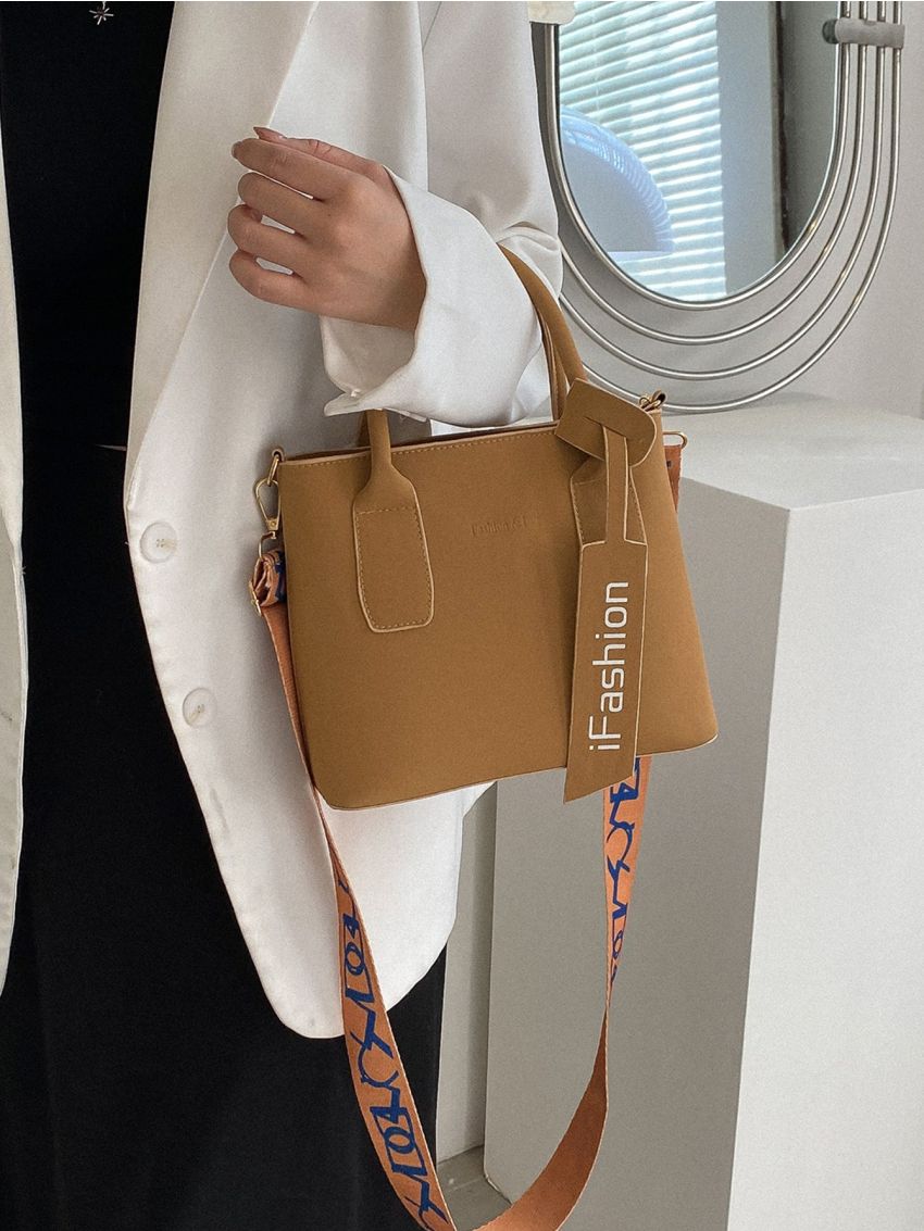 Letter Graphic Square Bag With Bag Charm