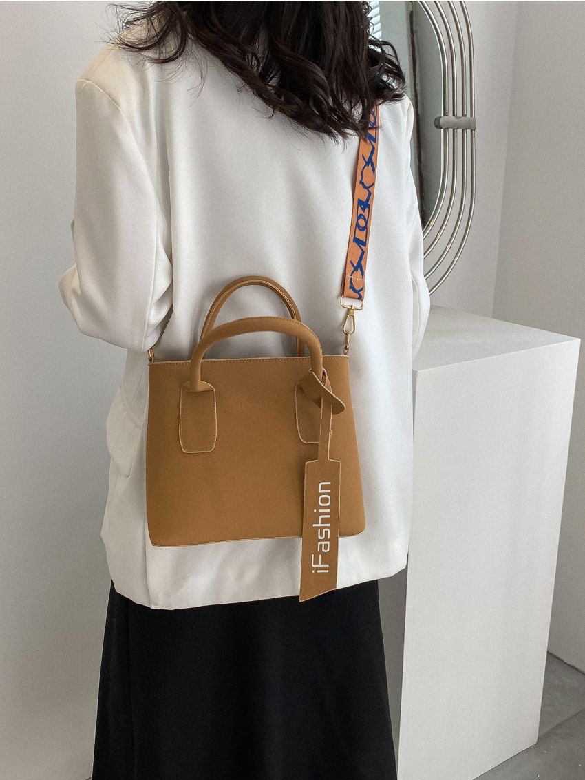 Letter Graphic Square Bag With Bag Charm