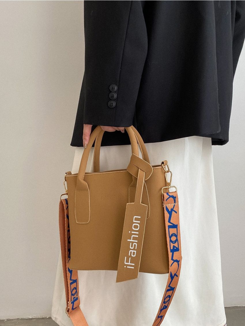 Letter Graphic Square Bag With Bag Charm