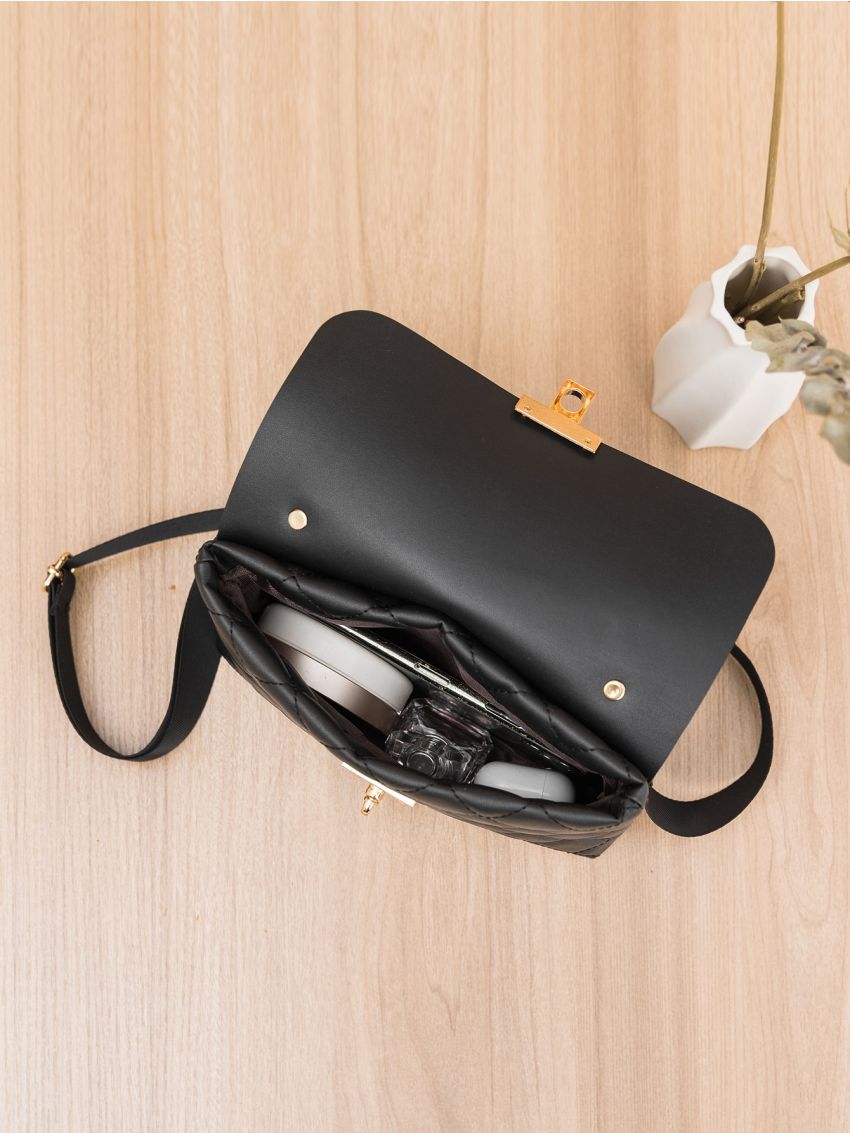 Twist Lock Argyle Quilted Flap Square Bag