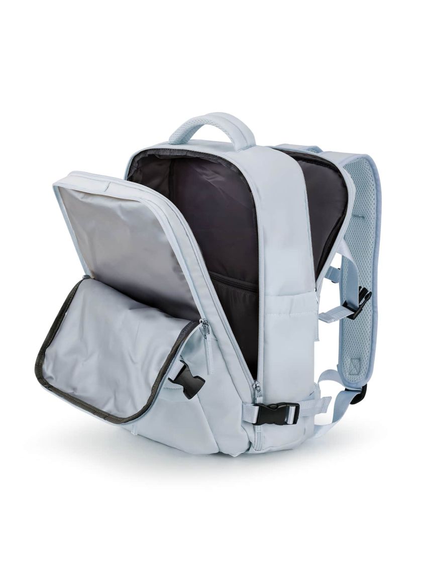 Minimalist Functional Backpack