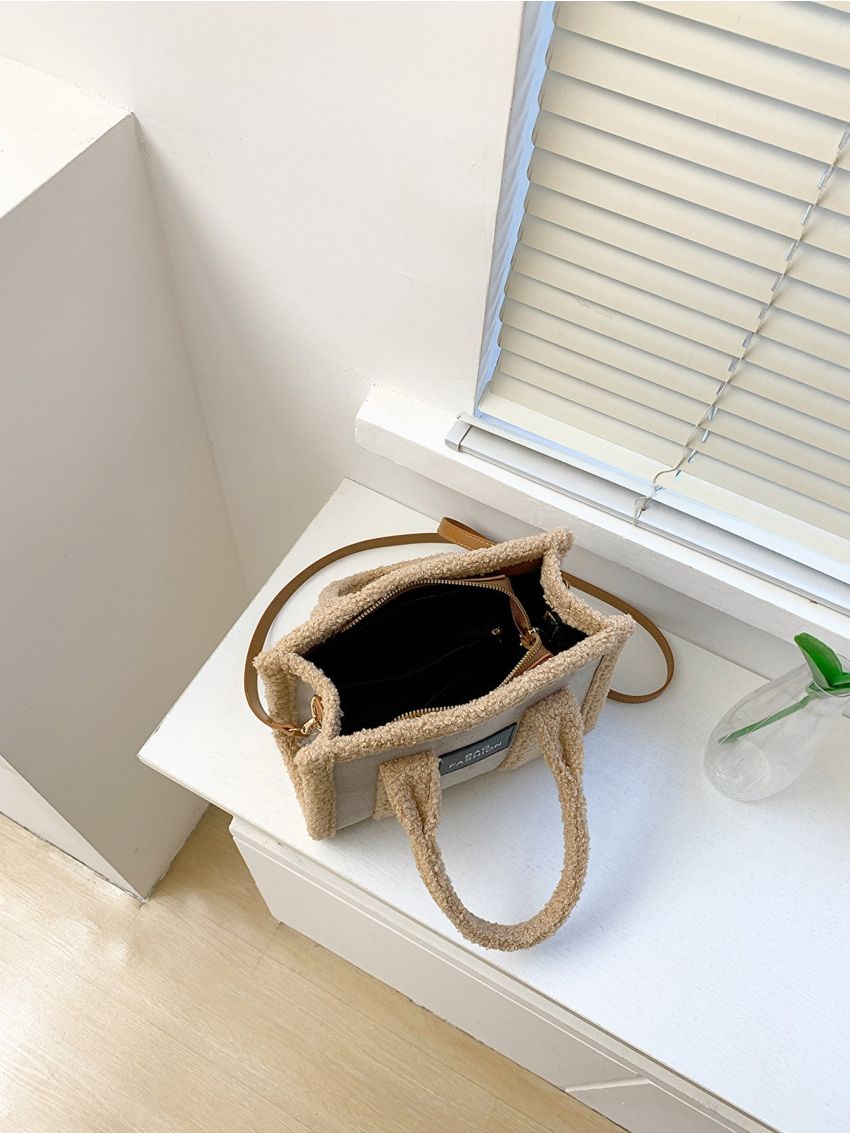 Contrast Binding Letter Detail Square Bag