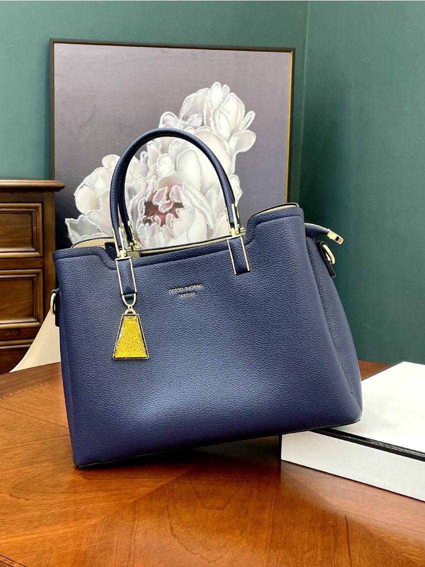 Letter Graphic Square Bag