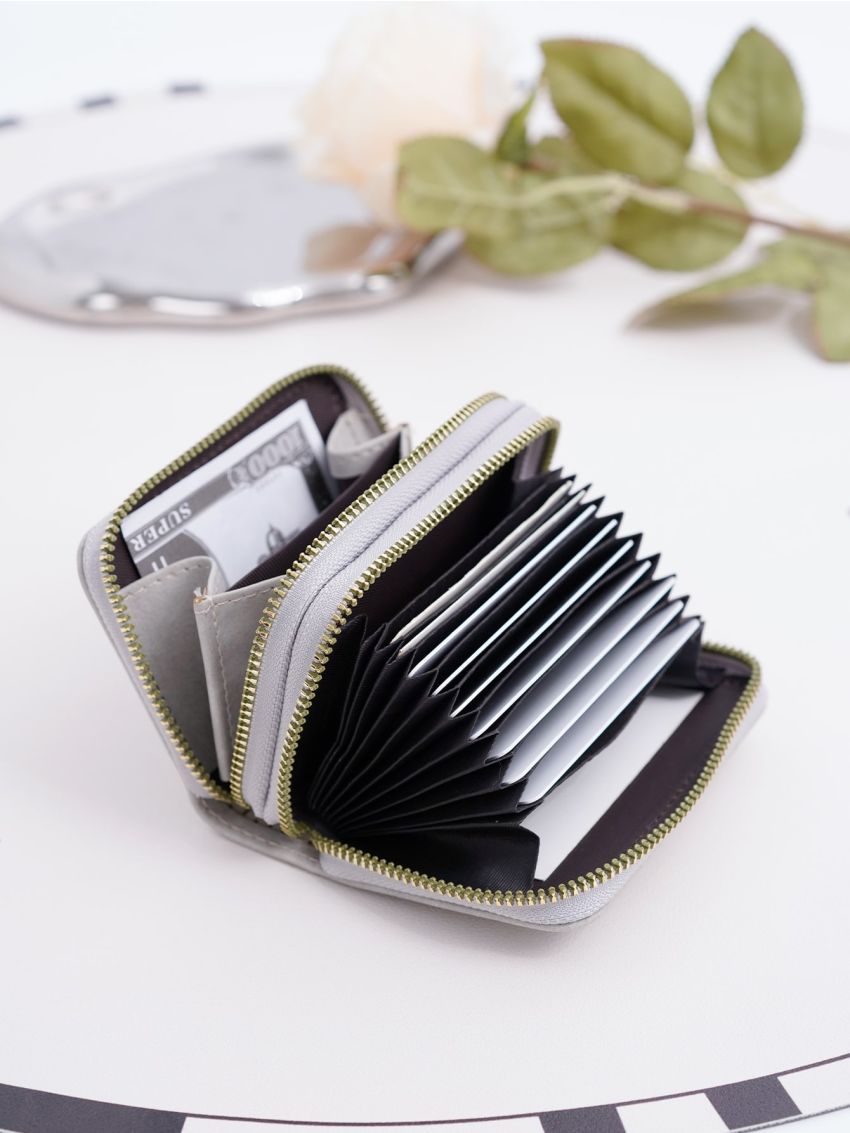 Minimalist Zip Around Card Holder