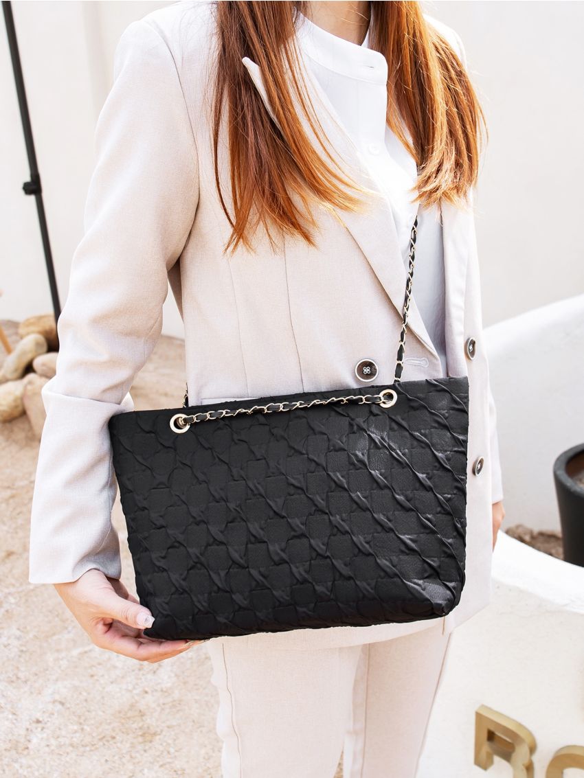 Minimalist Textured Chain Shoulder Bag