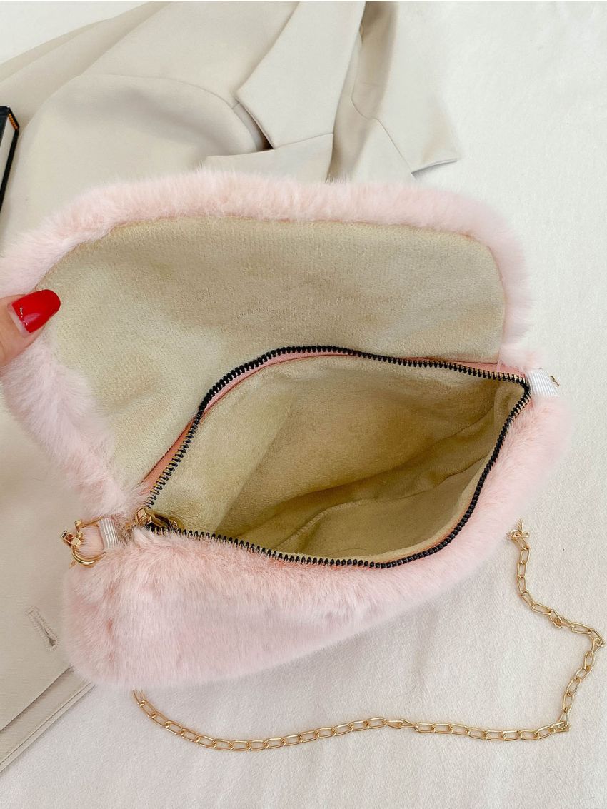Heart Decor Flap Chain Fluffy Novelty Bag