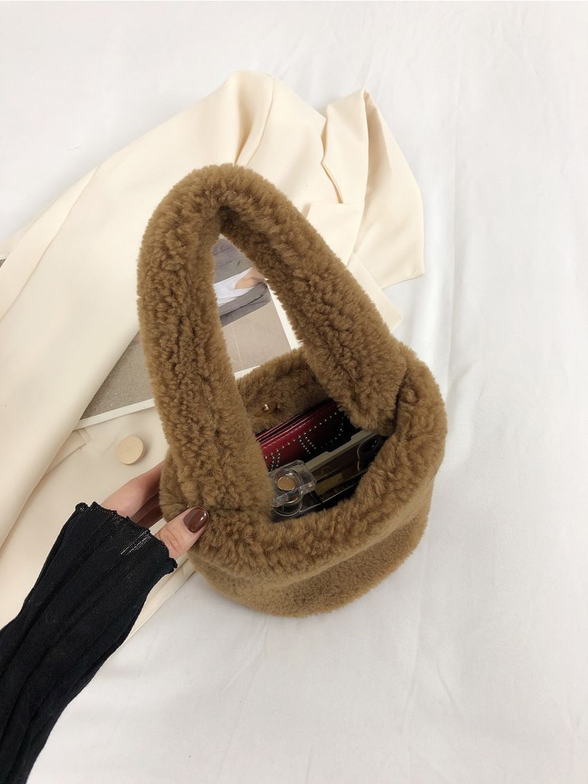 Mini Minimalist Fluffy Bucket Bag