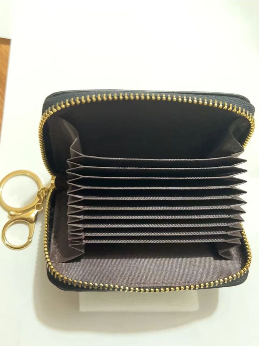 Zip Around Straw Bag