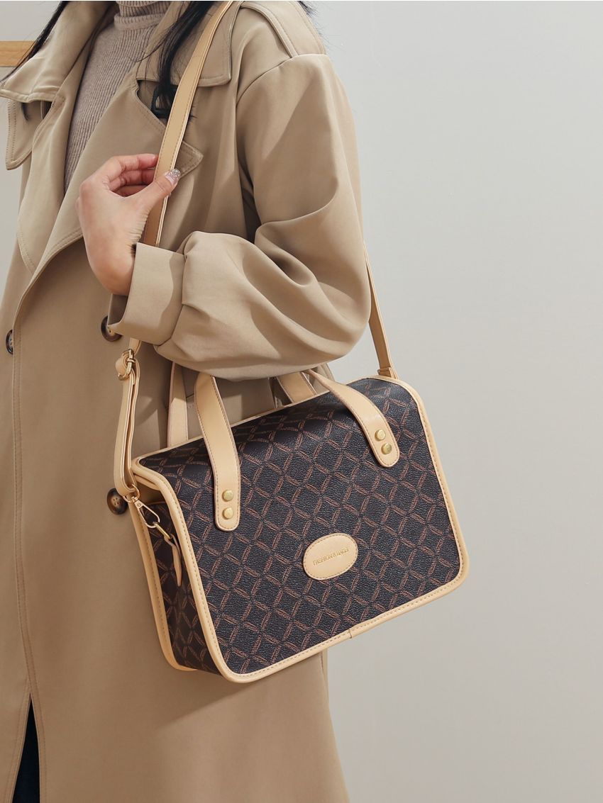 Geometric Pattern Letter Patch Decor Flap Square Bag