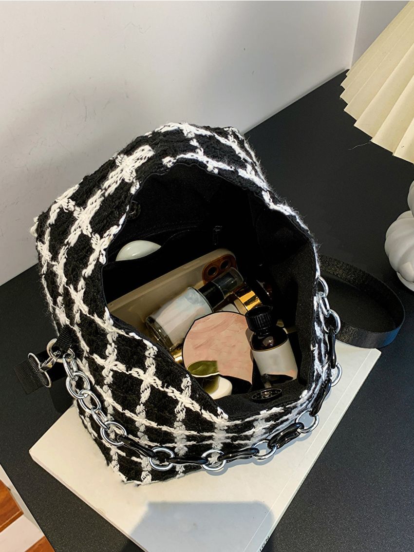 Plaid Pattern Chain Decor Hobo Bag