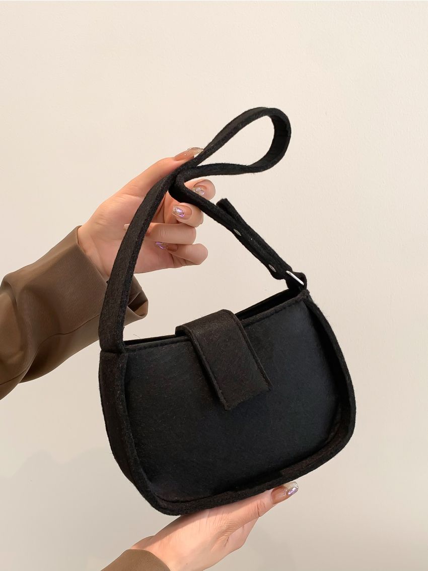 Minimalist Baguette Bag