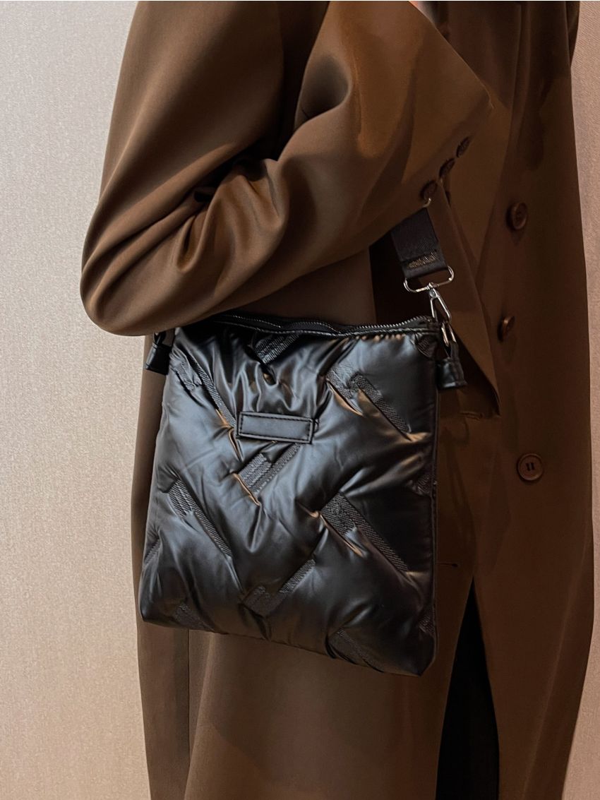 Minimalist Quilted Detail Square Bag