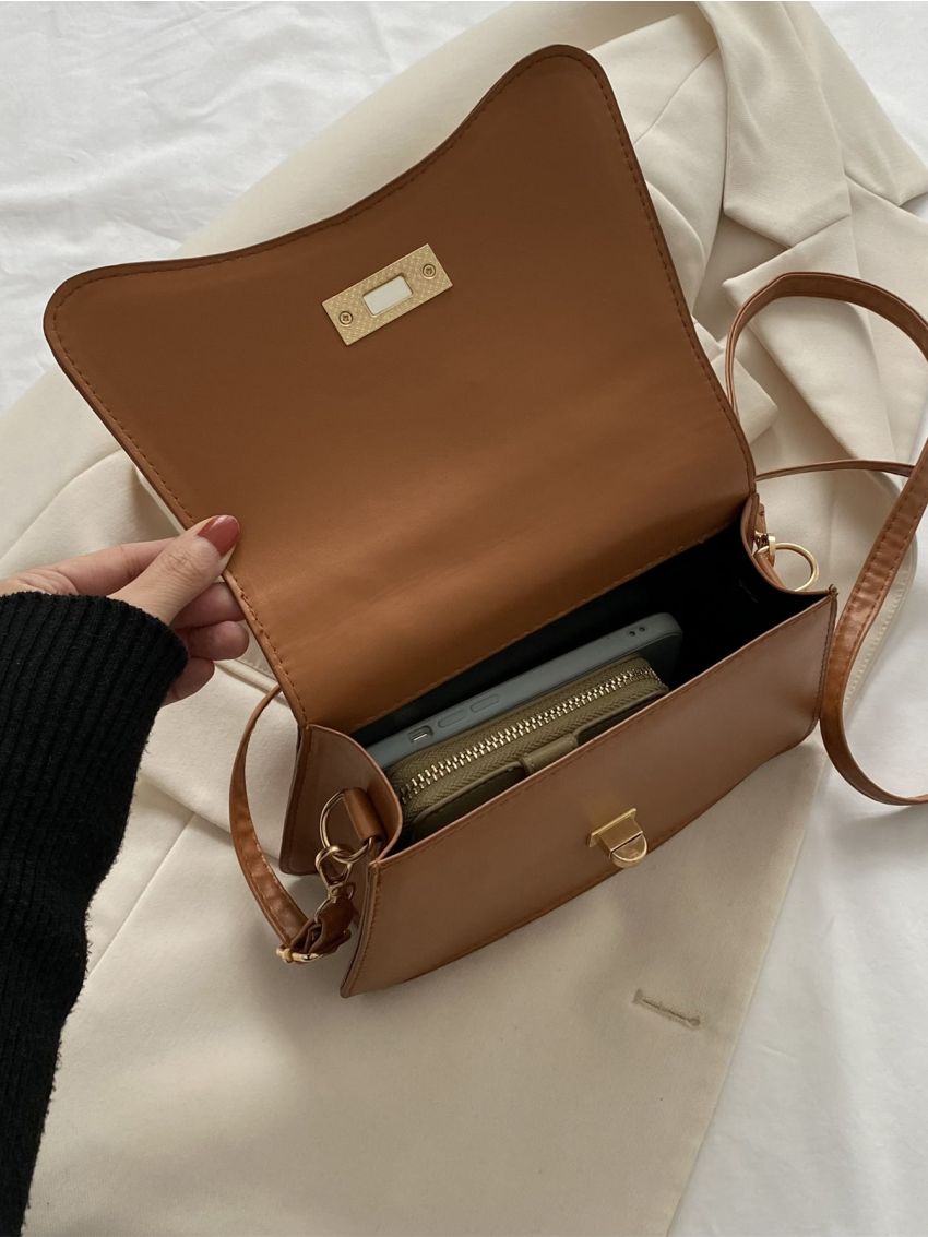 Twist Lock Flap Square Bag