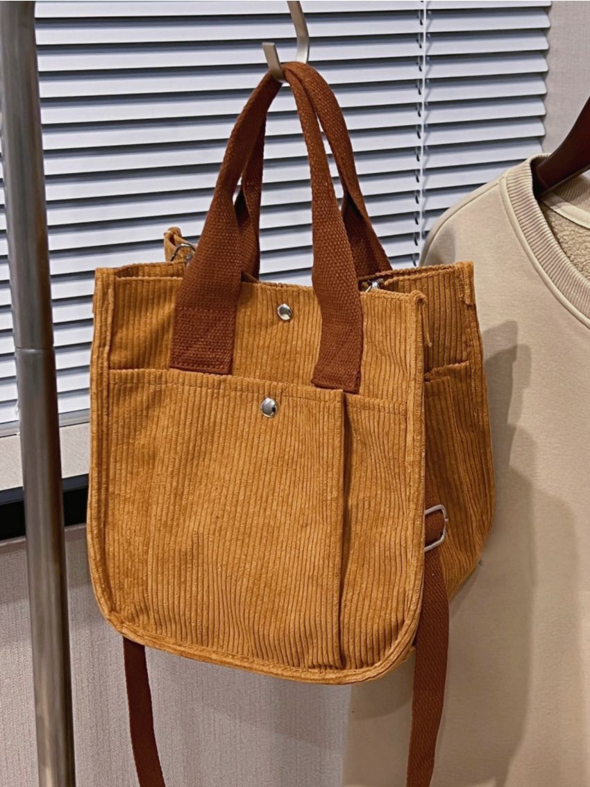 Pocket Front Square Bag