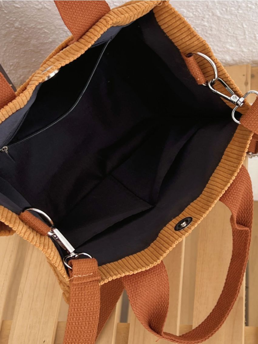 Pocket Front Square Bag