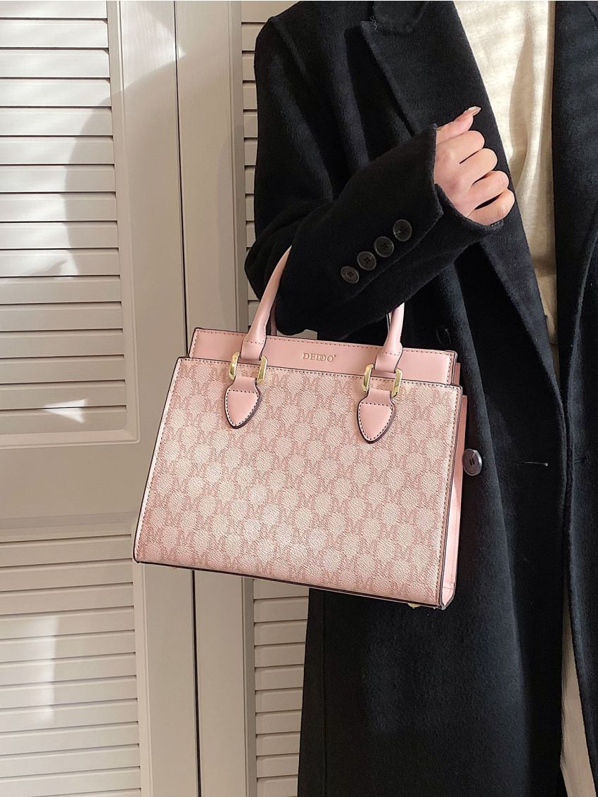 Letter Graphic Square Bag