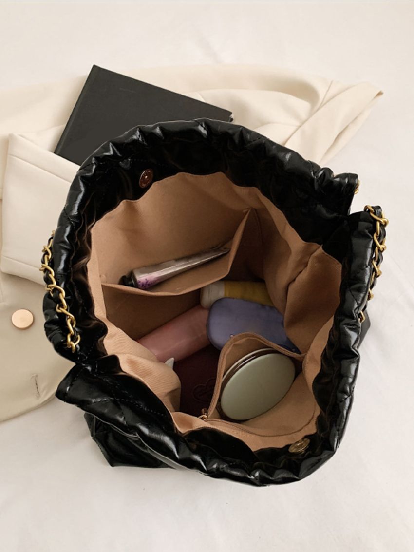 Quilted Chain Shoulder Tote Bag