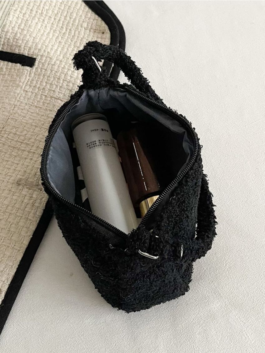 Minimalist Fuzzy Square Bag
