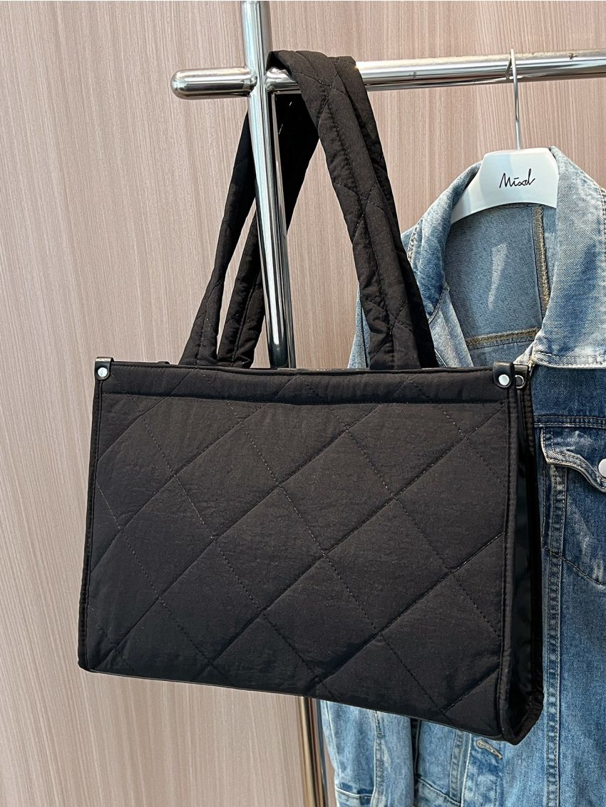 Minimalist Quilted Pattern Shoulder Tote Bag