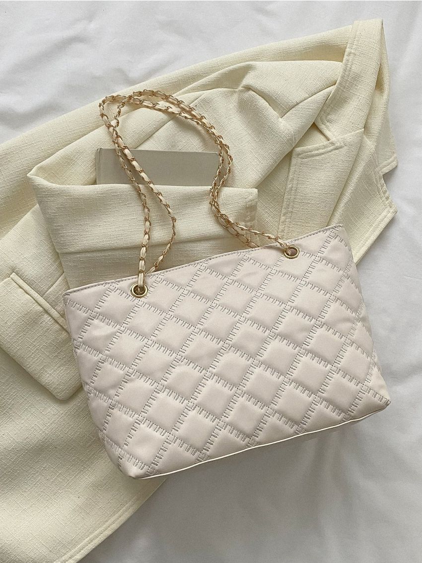 Quilted Detail Chain Square Bag