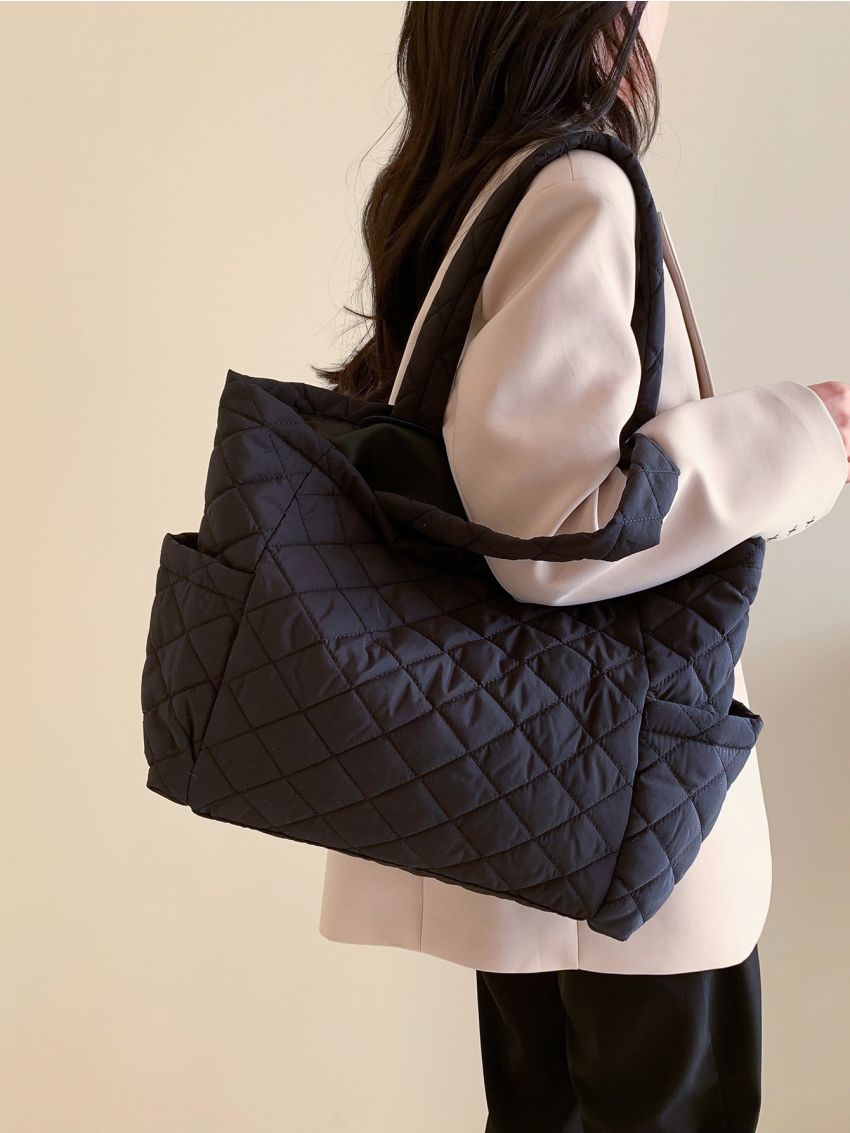 Quilted Detail Shoulder Tote Bag