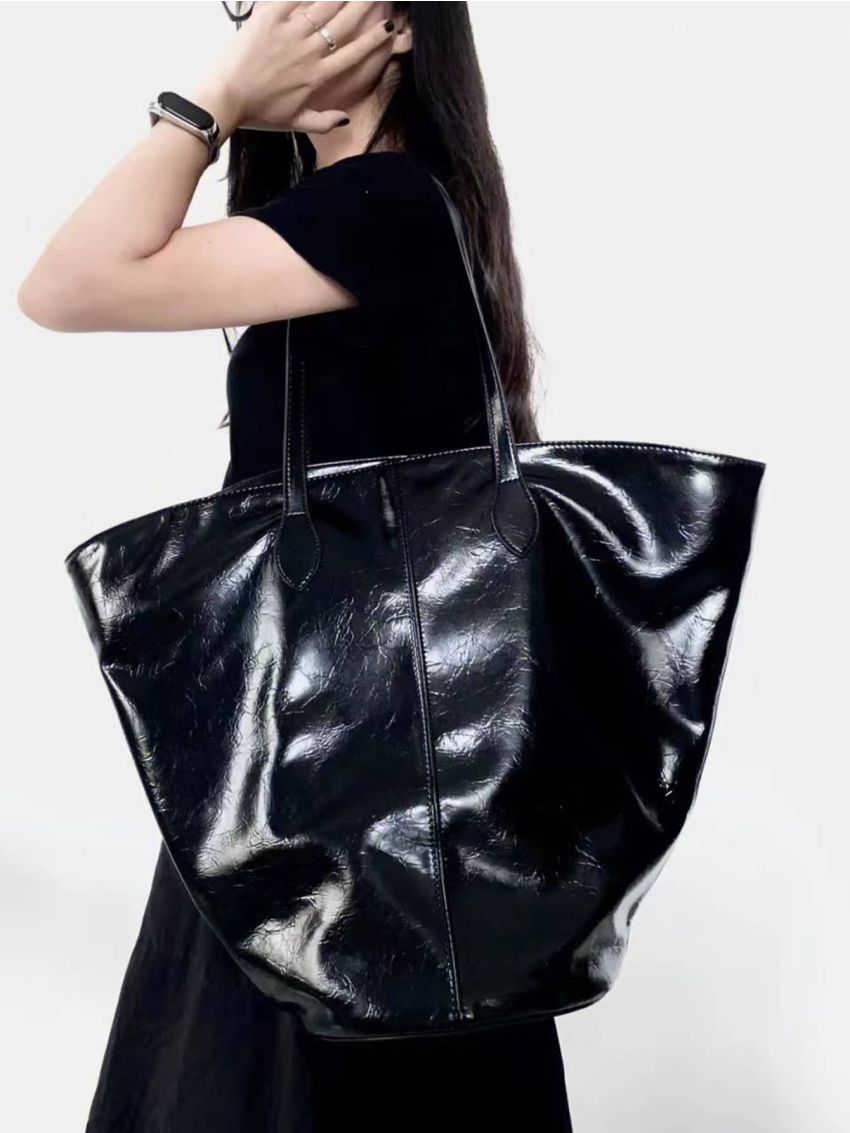 Minimalist Shoulder Tote Bag With Inner Pouch