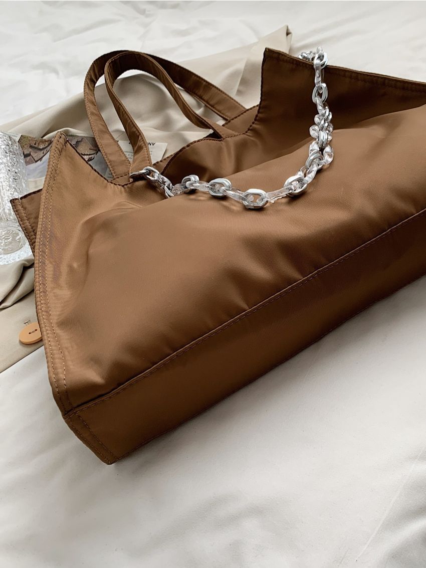 Chain Decor Shoulder Tote Bag