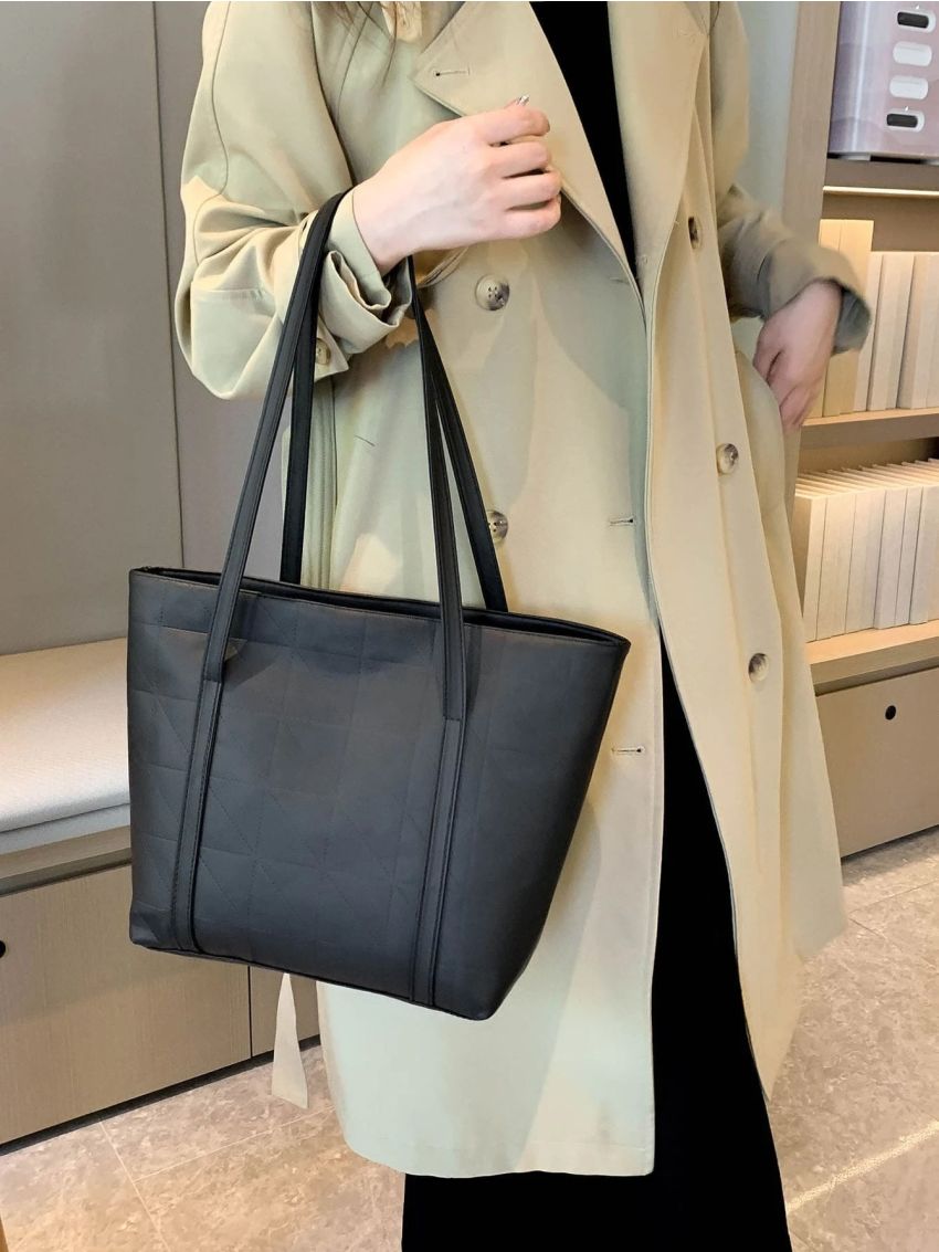 Stitch Design Shoulder Tote Bag