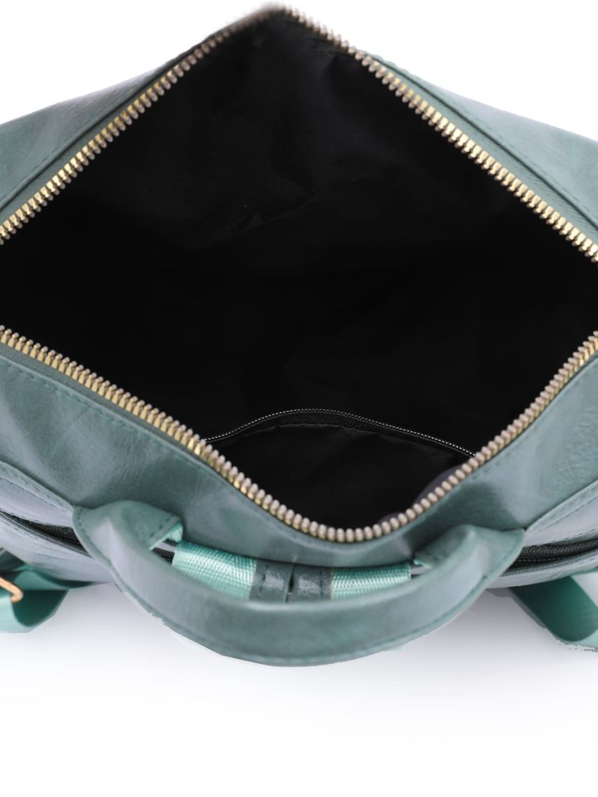 Minimalist Functional Backpack