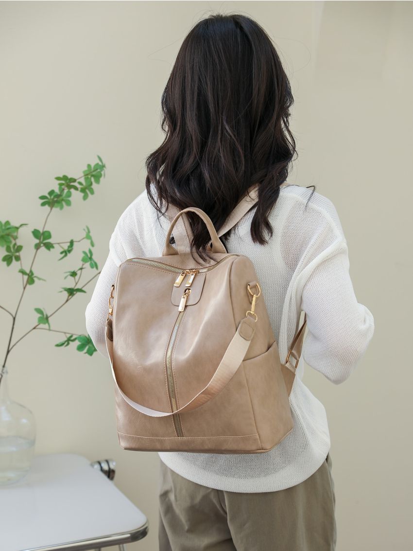 Minimalist Functional Backpack