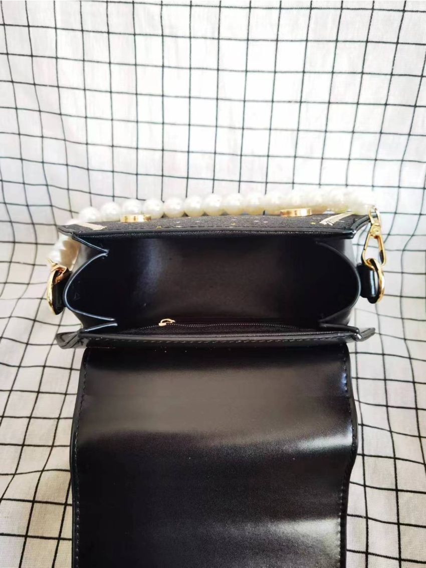 Mini Star & Faux Pearl Decor Flap Chain Novelty Bag