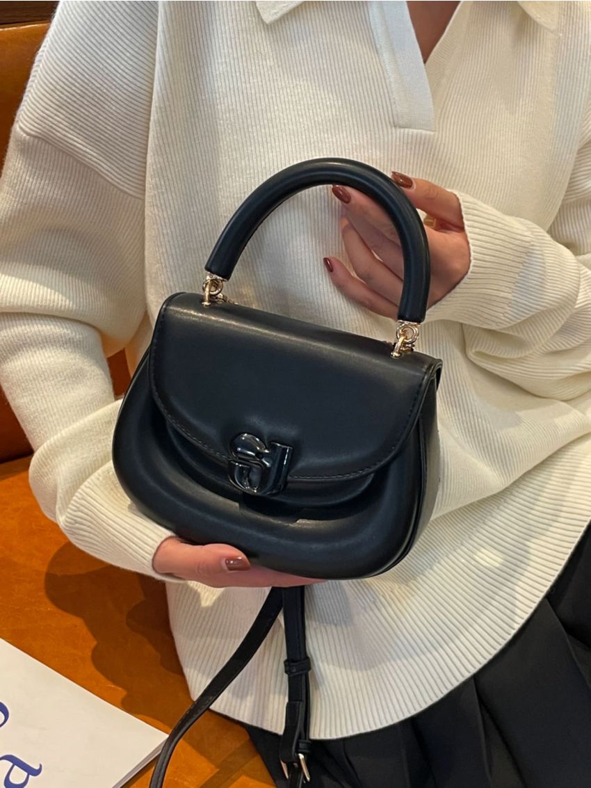 Minimalist Flap Saddle Bag