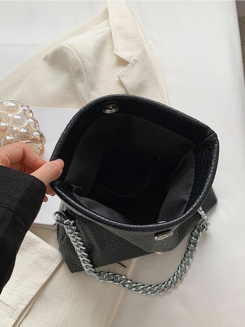 Minimalist Chain Flap Hobo Bag