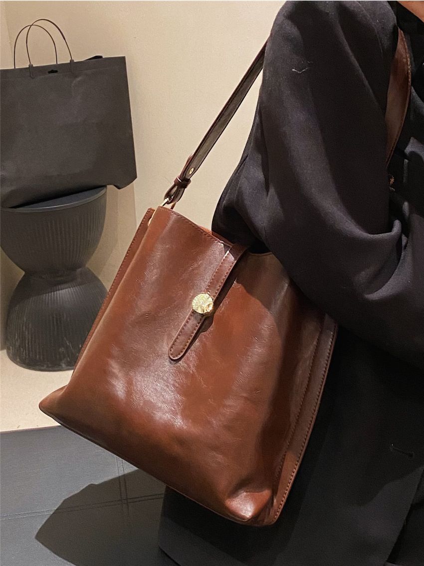 Minimalist Bucket Bag
