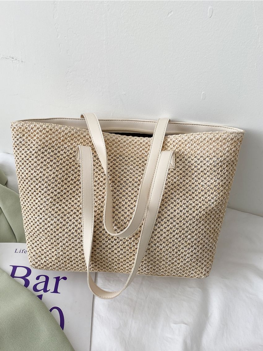 Minimalist Straw Bag