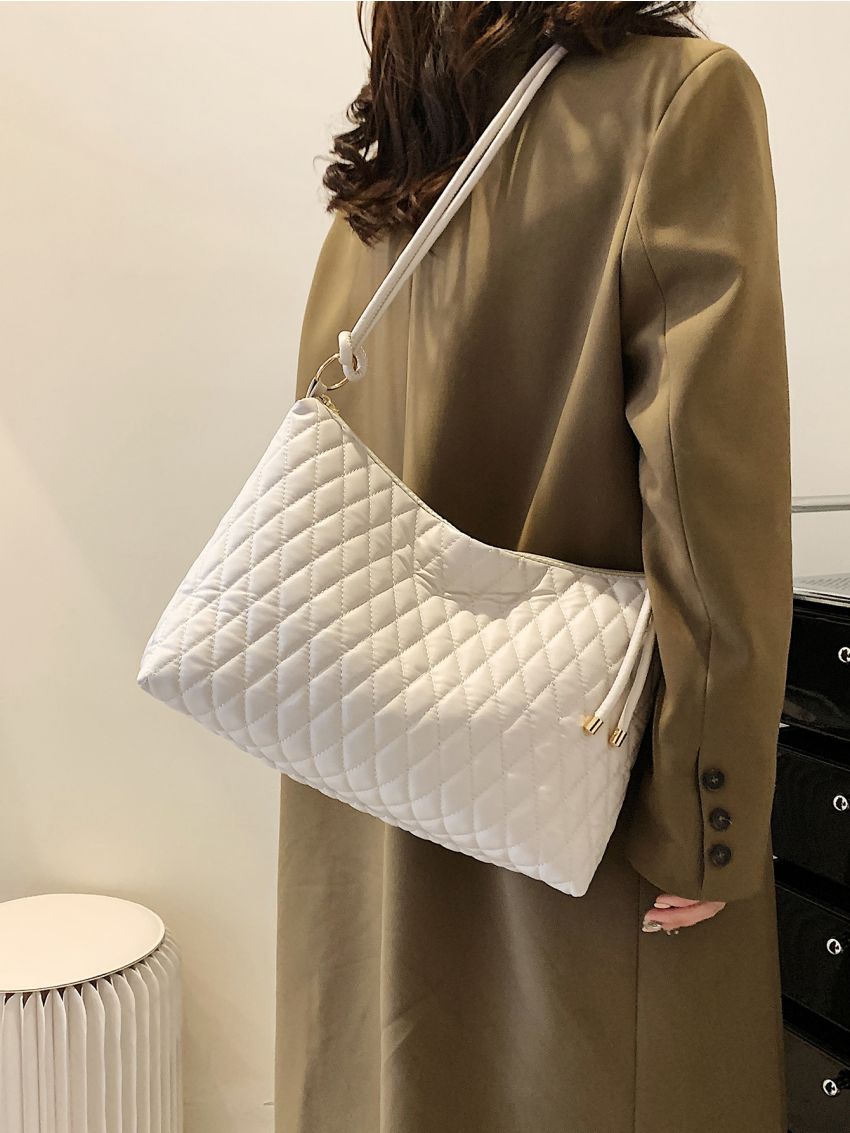 Quilted Detail Shoulder Bag