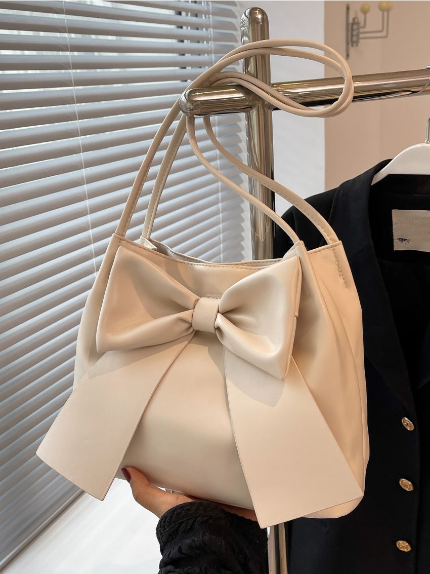 Bow Decor Shoulder Bag