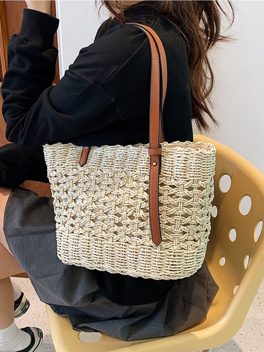 Minimalist Straw Bag