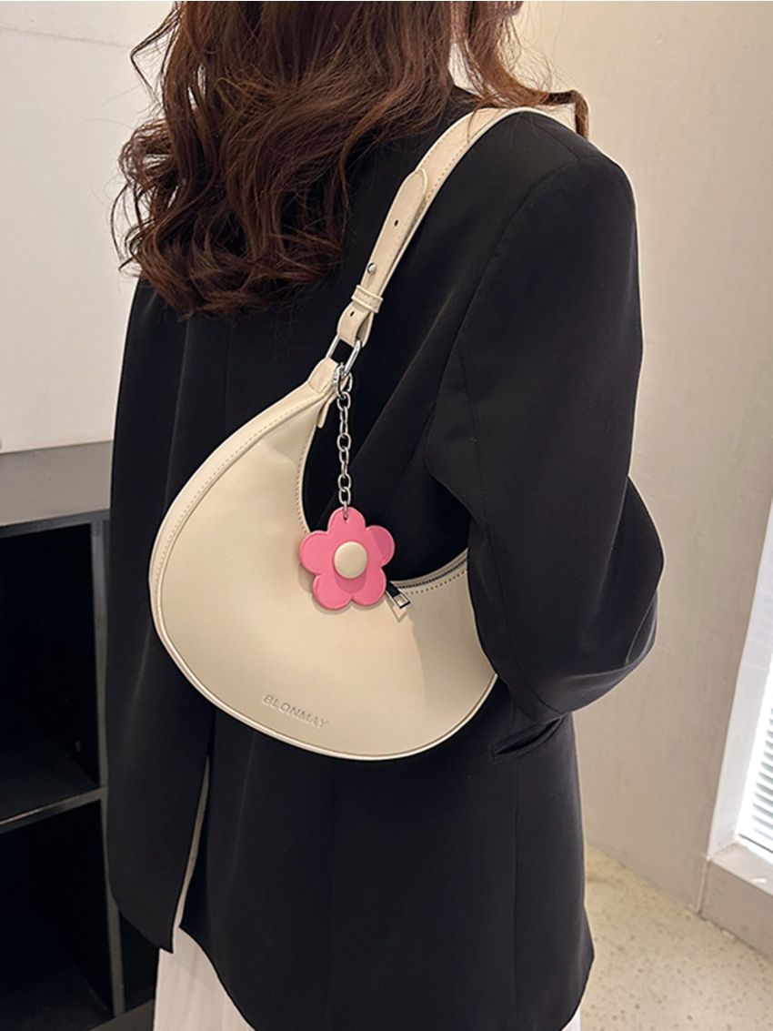 Letter Graphic Chain Decor Hobo Bag With Bag Charm