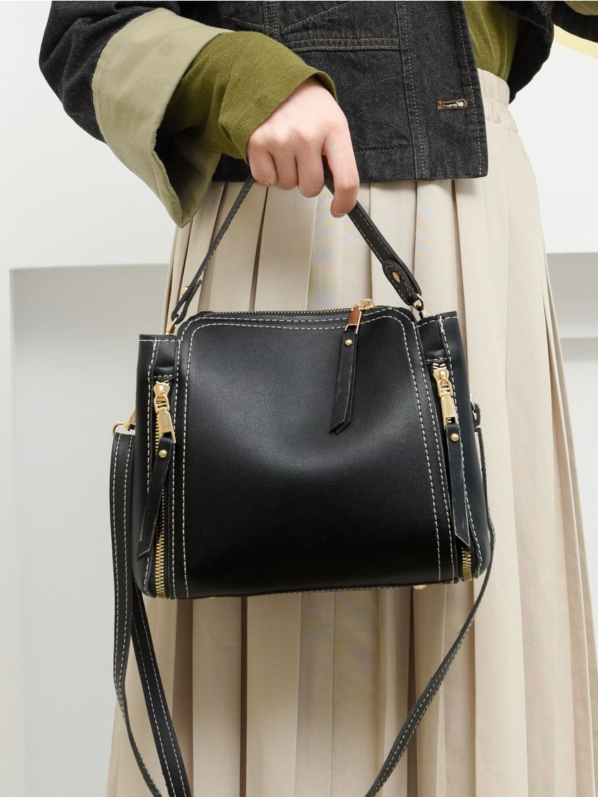 Minimalist Zip Front Square Bag