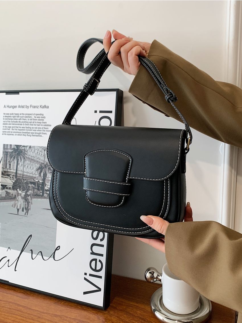 Minimalist Flap Saddle Bag
