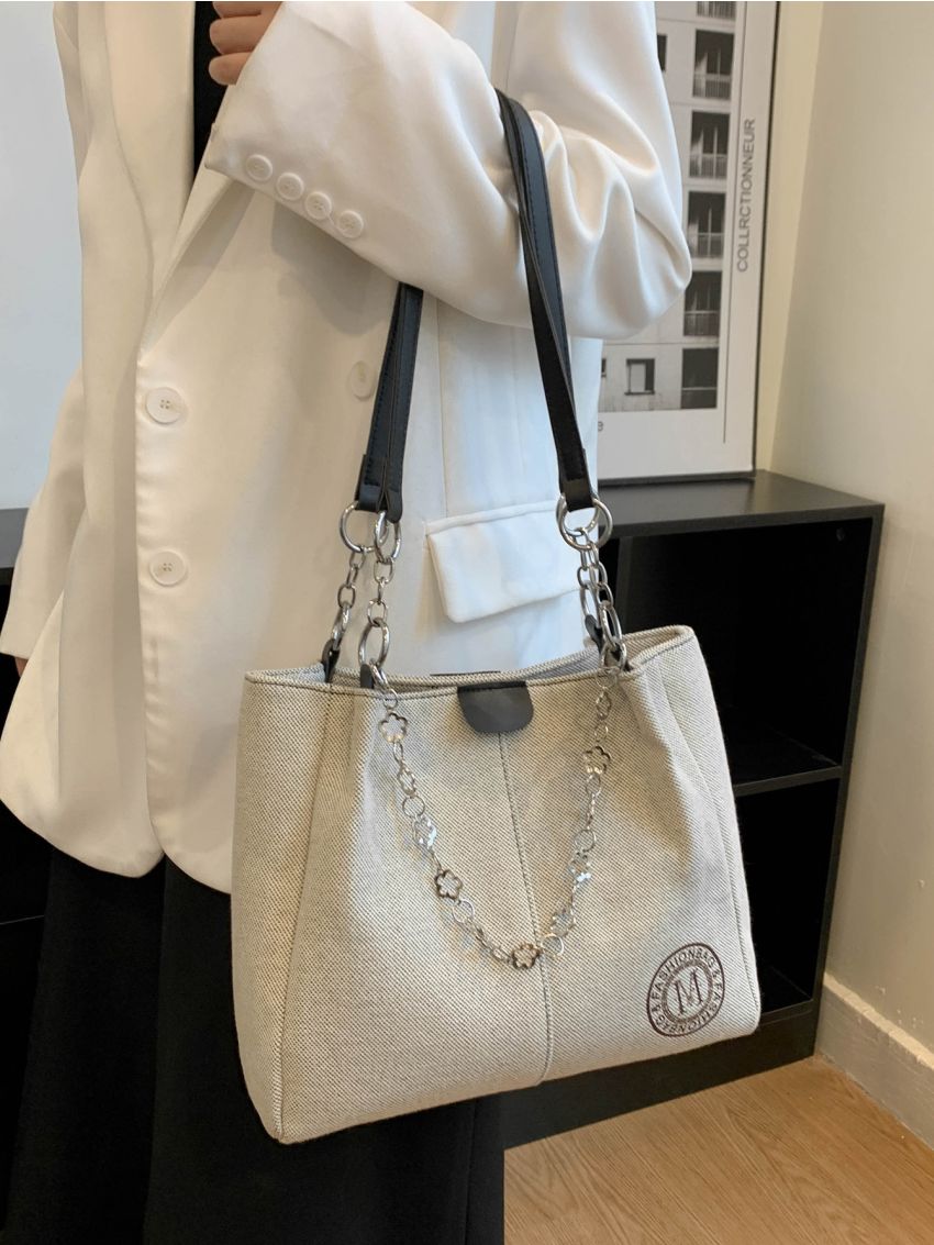 Letter Graphic Chain Decor Shoulder Tote Bag