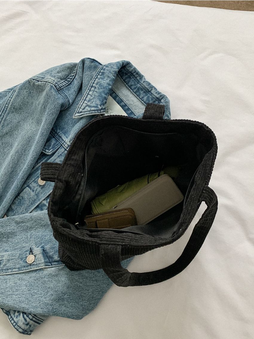 Letter Patch Decor Shopper Bag