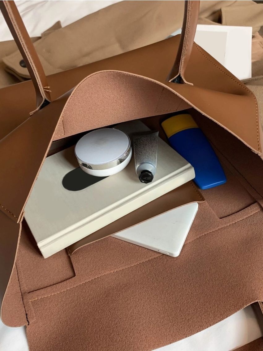 Minimalist Top Handle Bag