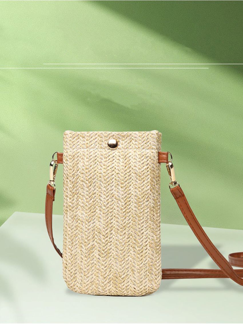 Minimalist Straw Bag